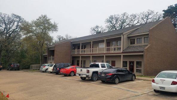 ± 974-2,143 SF Office Space | 1722 Broadmoor Drive | Bryan, TX: 1722 Broadmoor Dr, Bryan, TX 77802
